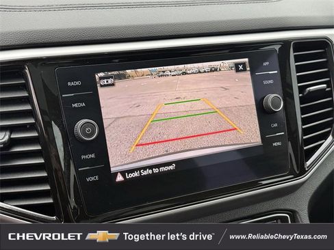 Used 2022 Volkswagen Atlas SE image 26