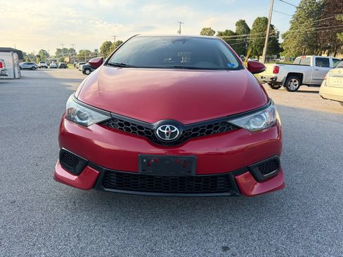 Used 2017 Toyota Corolla iM w/ All-Weather Mat Package FWD image 3