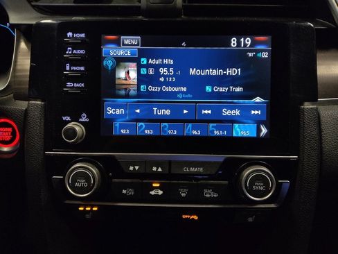 Used 2019 Honda Civic EX-L image 25