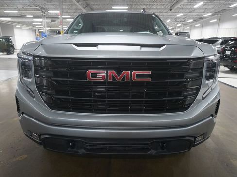Used 2025 GMC Sierra 1500 Elevation AWD/4WD image 21
