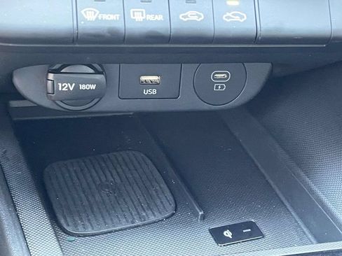 Certified 2025 Hyundai Elantra Sport FWD image 20