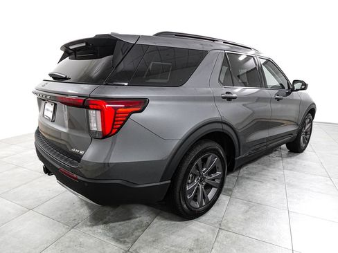 New 2026 Ford Explorer Active w/ Active Comfort Package AWD/4WD image 7