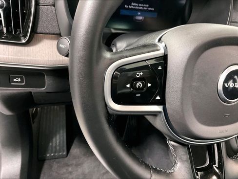 Used 2026 Volvo XC90 B6 Ultra w/ Protection Package Premier image 24