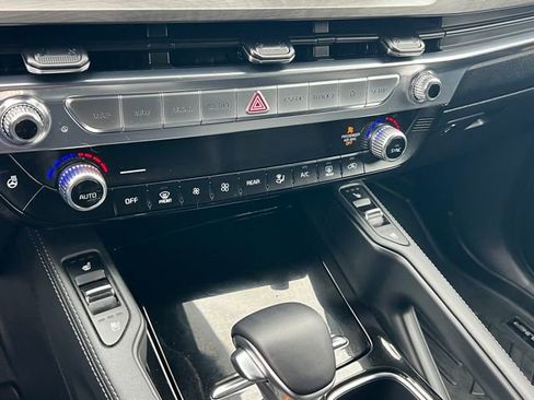 Certified 2023 Kia Telluride SX Prestige X-Pro AWD/4WD image 20