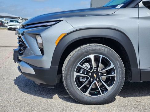New 2026 Chevrolet TrailBlazer LT FWD image 5