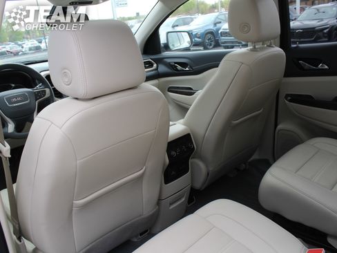 Used 2023 GMC Acadia Denali AWD/4WD image 23