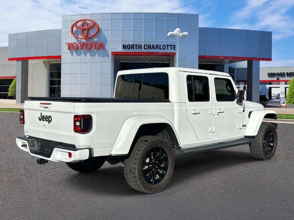 Used 2023 Jeep Gladiator Overland AWD/4WD image 8