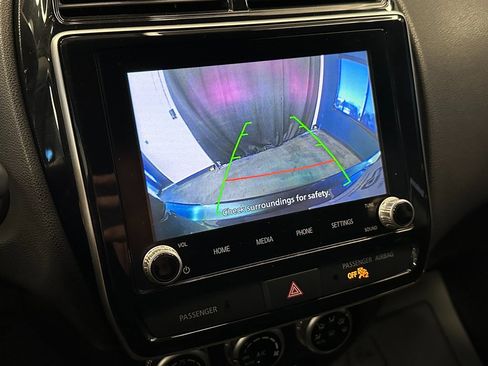 Used 2021 Mitsubishi Outlander Sport SE image 12