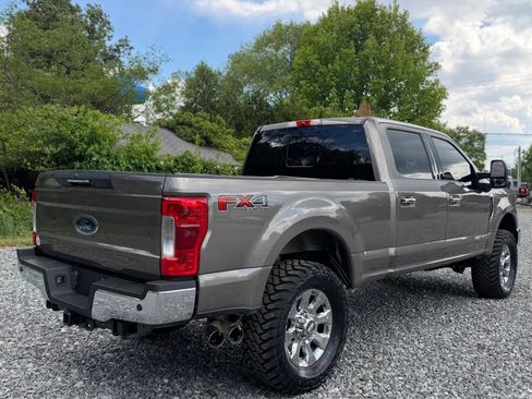 Used 2019 Ford F250 Lariat w/ Lariat Ultimate Package AWD/4WD image 8