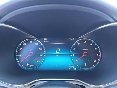 Used 2020 Mercedes-Benz GLC 300 4MATIC Coupe image 31