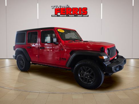 Used 2024 Jeep Wrangler Unlimited Sport AWD/4WD image 3