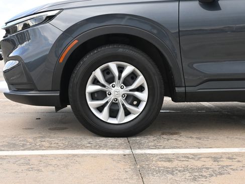 Used 2025 Honda CR-V LX image 28