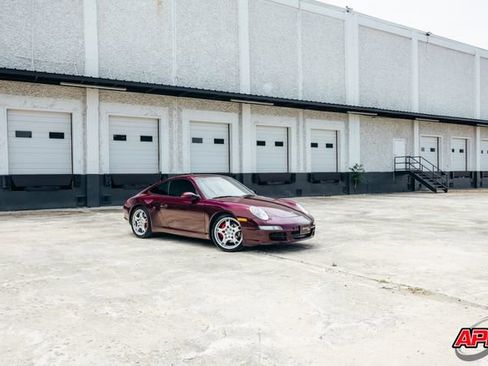 Used 2005 Porsche 911 Carrera S RWD image 36