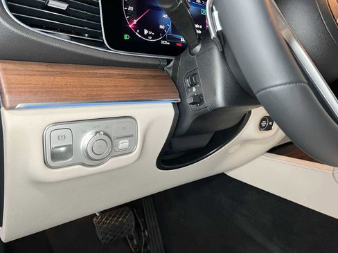 New 2026 Mercedes-Benz GLE 450 4MATIC image 26