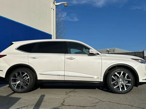 Certified 2023 Acura MDX SH-AWD w/ Technology Package image 2