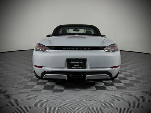 Used 2024 Porsche 718 Boxster S image 11