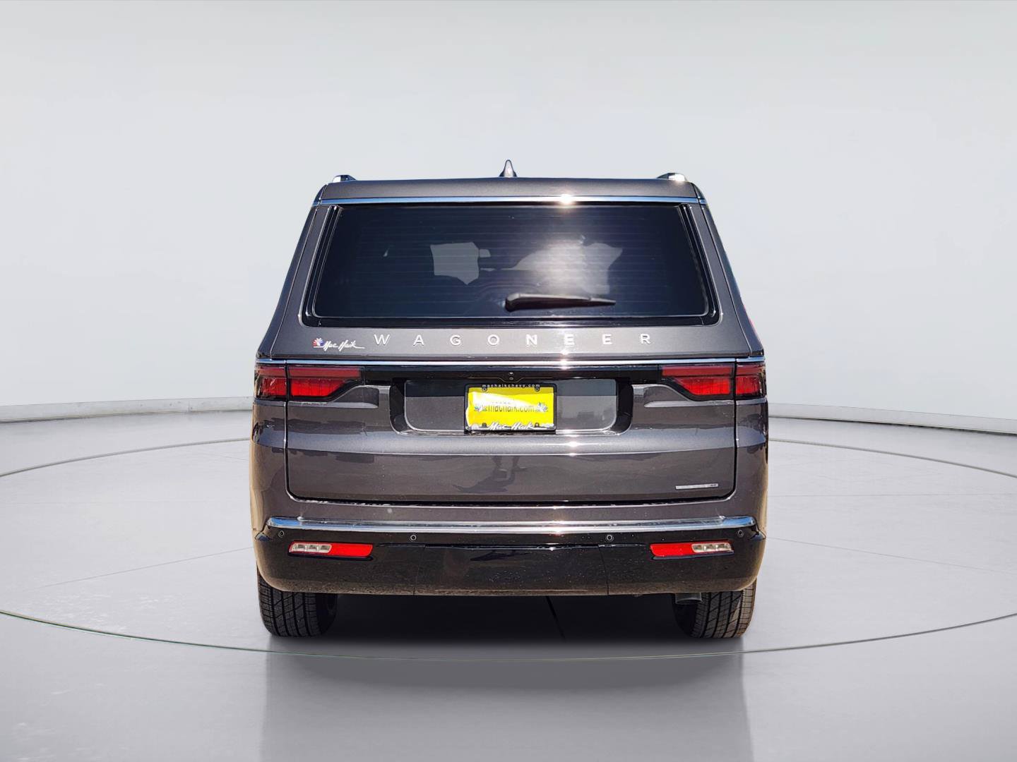 Used 2022 Jeep Wagoneer Series I RWD image 6