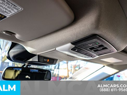 Used 2025 Nissan Rogue Platinum image 54