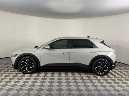 Used 2024 Hyundai Ioniq 5 SEL image 11