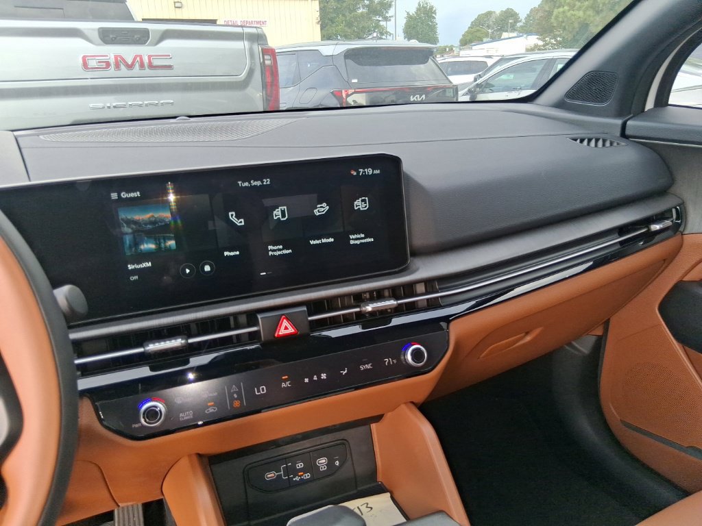 Certified 2026 Kia Sportage X-Line AWD/4WD image 13