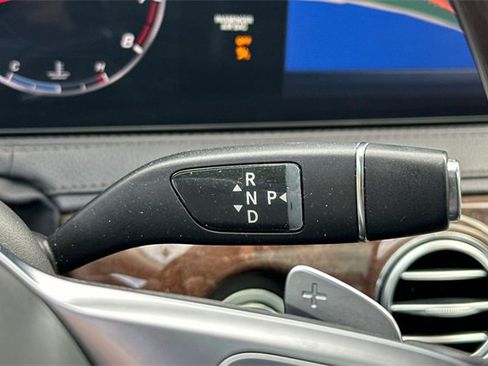 Used 2018 Mercedes-Benz S 560 Sedan image 26