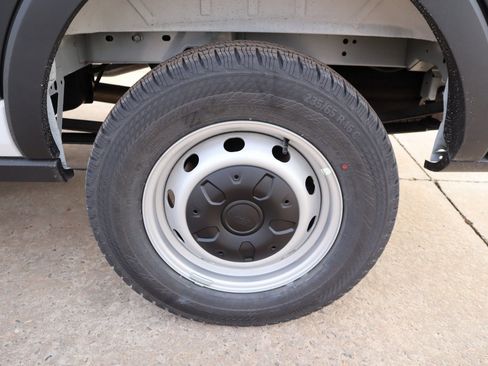 New 2026 Ford Transit 250 Low Roof w/ Load Area Protection Package RWD image 17