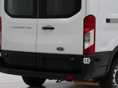 Used 2020 Ford Transit 250 Medium Roof RWD image 12