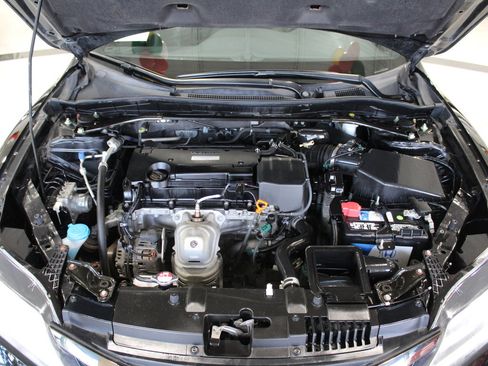 Used 2017 Honda Accord EX-L image 27