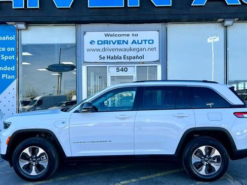 Used 2022 Jeep Grand Cherokee Limited 4xe w/ Luxury Tech Group II image 38
