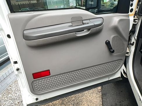 Used 1999 Ford F450 XL image 11