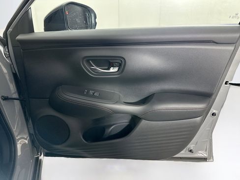 Used 2024 Honda HR-V Sport image 29