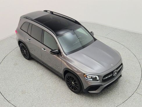 Used 2022 Mercedes-Benz GLB 250 image 24