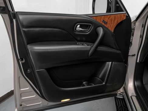 Used 2018 INFINITI QX80 2WD w/ Driver Assistance Package image 35