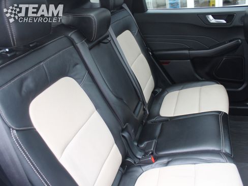 Used 2021 Ford Escape Titanium w/ Titanium Elite Package image 26