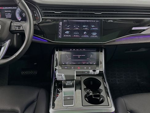 Used 2023 Audi Q7 3.0T Premium Plus AWD/4WD image 11