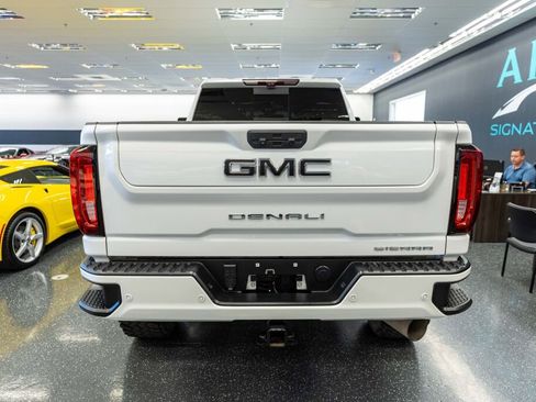 Used 2021 GMC Sierra 2500 Denali w/ Denali Ultimate Package image 9