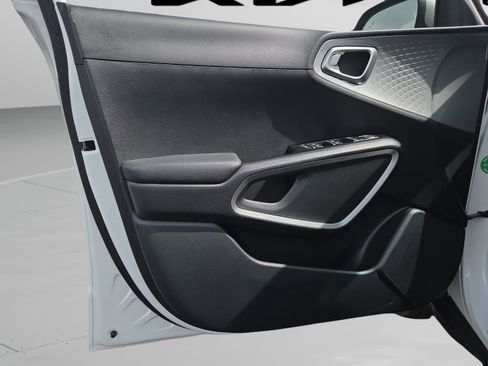New 2025 Kia Soul LX image 26