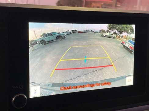 Certified 2025 Toyota Tacoma SR5 image 25