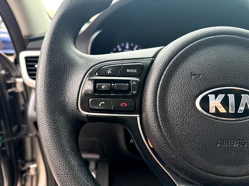 Used 2016 Kia Optima LX w/ LX Convenience Package image 17