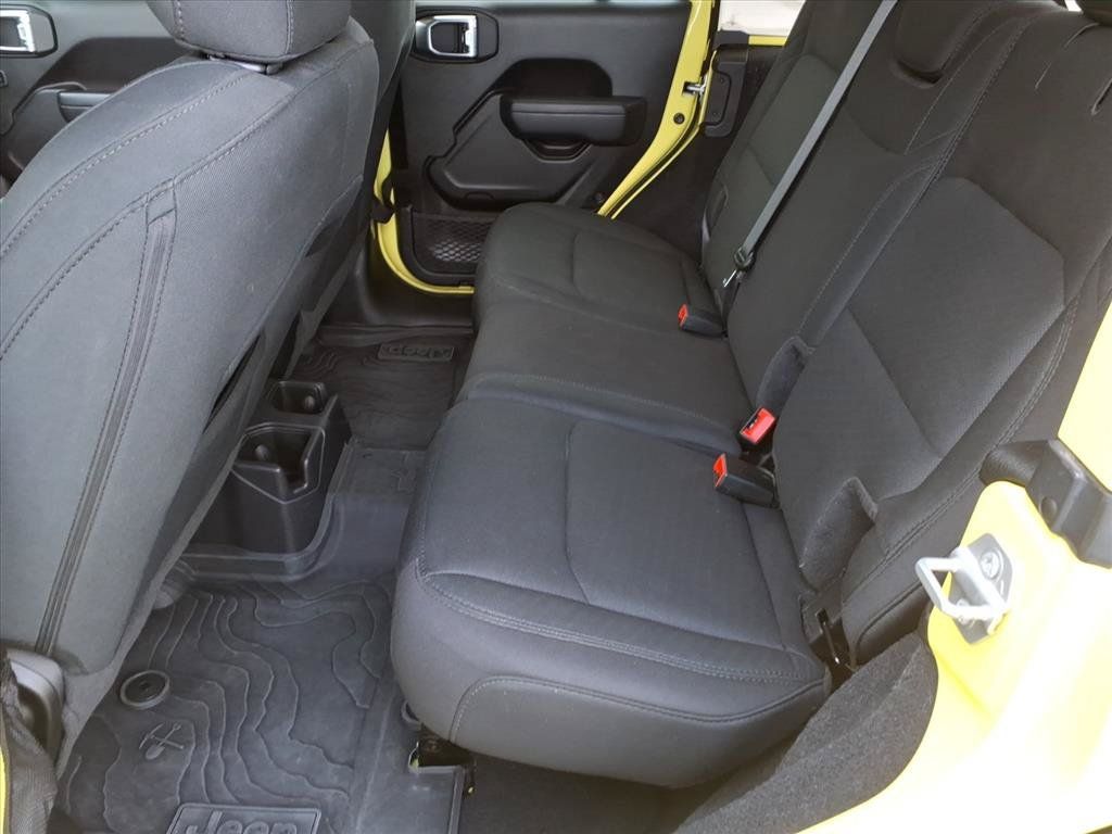 Used 2022 Jeep Wrangler Unlimited Sport AWD/4WD image 13