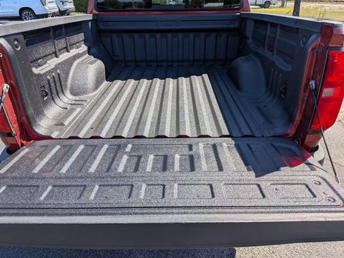 Used 2015 Chevrolet Colorado Z71 RWD image 31