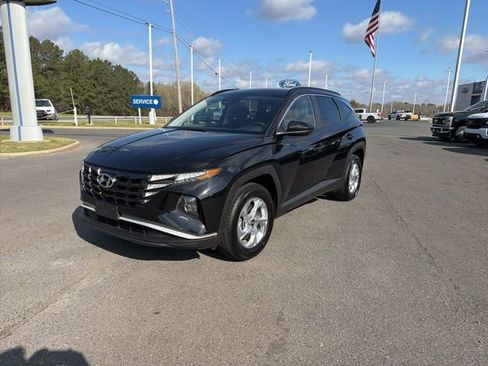 Used 2024 Hyundai Tucson SEL AWD/4WD image 3