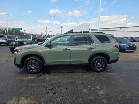 New 2026 Honda Pilot TrailSport image 6