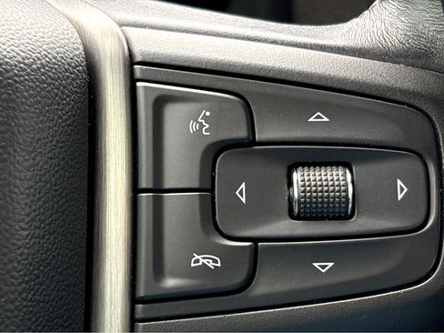 Used 2022 GMC Sierra 1500 Denali w/ Denali Premium Package image 17