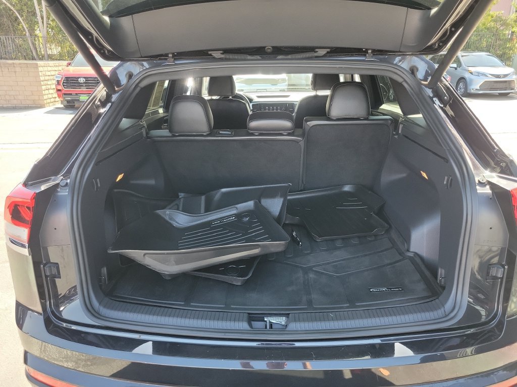 Used 2022 Volkswagen Atlas Cross Sport SE FWD image 10