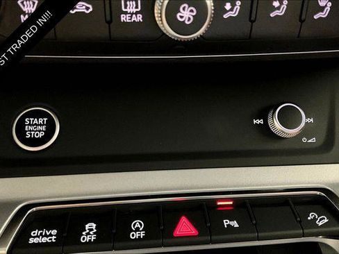 Certified 2023 Audi Q3 2.0T Premium w/ Convenience Package image 23