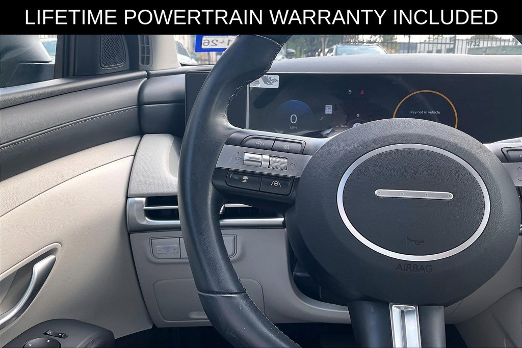 Used 2025 Hyundai Tucson SEL FWD image 16