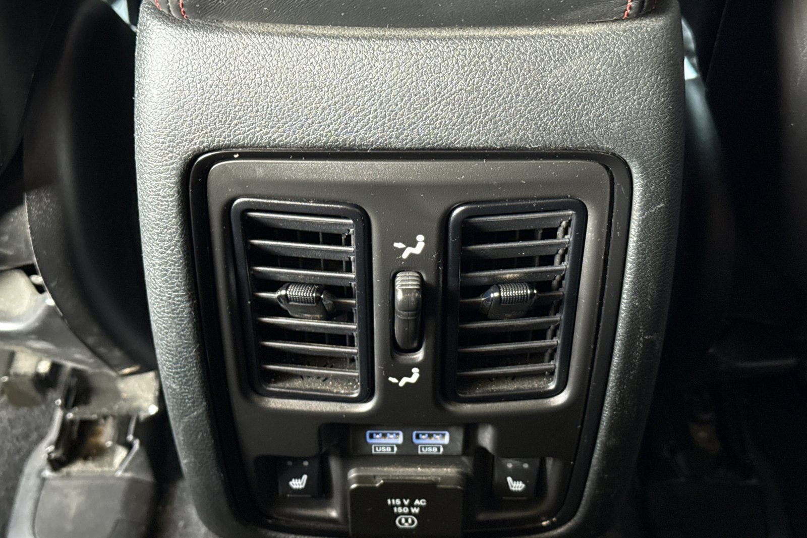 Used 2024 Dodge Durango GT AWD/4WD image 19