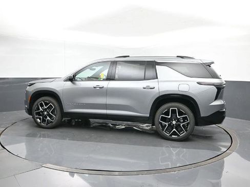 New 2026 Chevrolet Traverse High Country w/ LPO, Floor Liner Package image 3