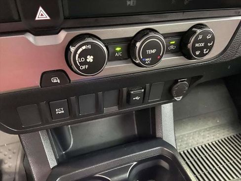 Certified 2022 Toyota Tacoma SR5 RWD image 23